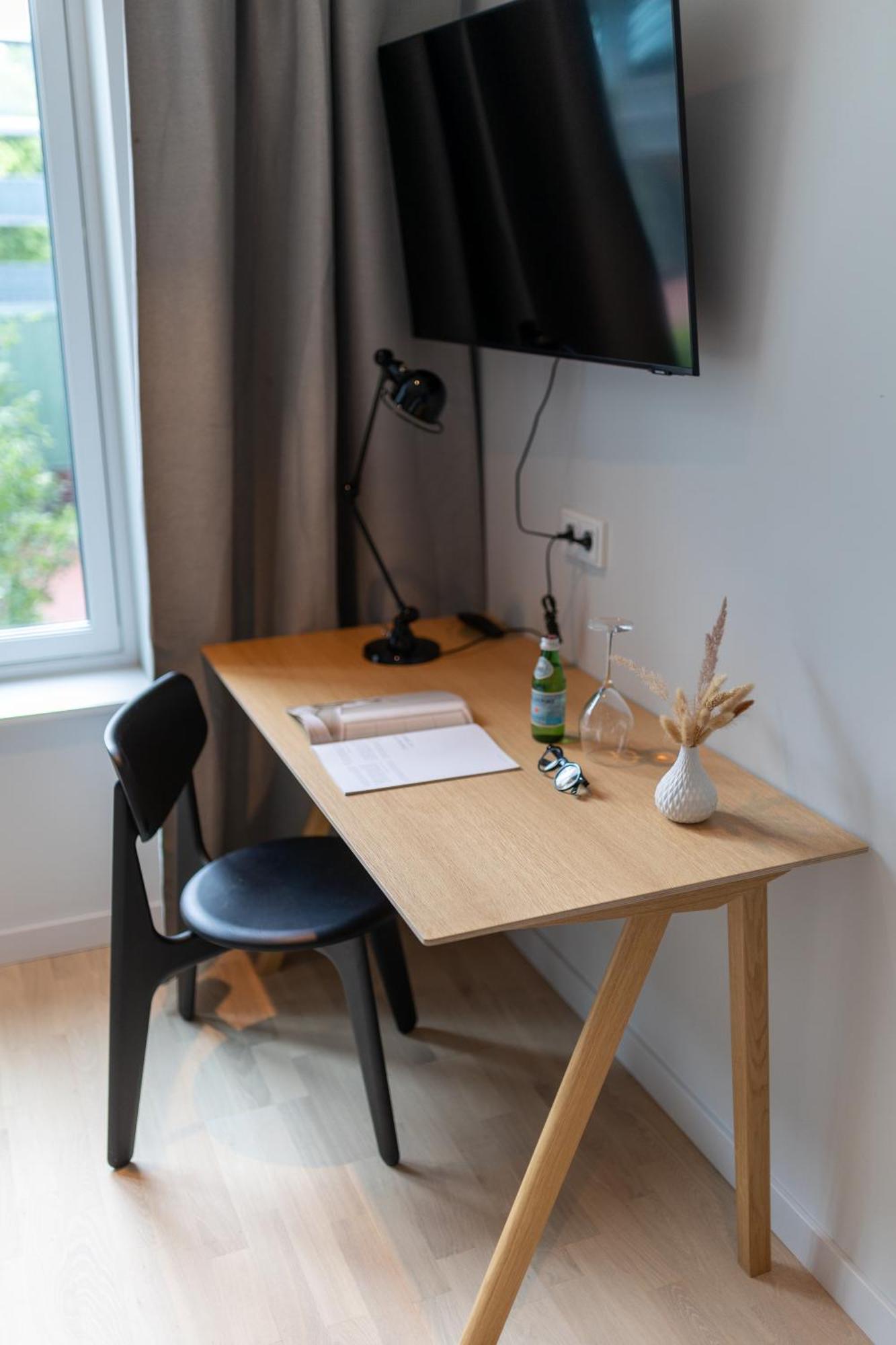 Unity Malmoe - A Studio Hotel Ngoại thất bức ảnh
