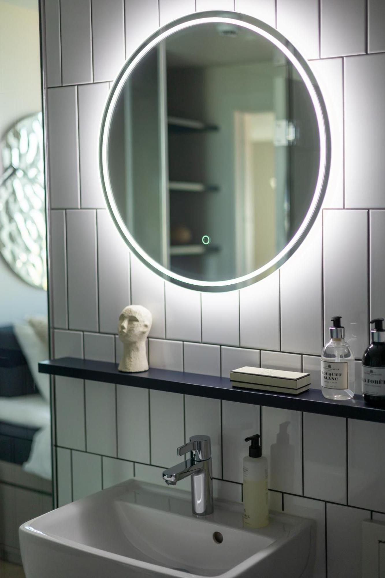 Unity Malmoe - A Studio Hotel Ngoại thất bức ảnh